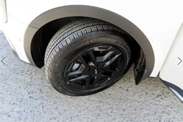 2024 Kia Sorento с пробегом 15 648 км