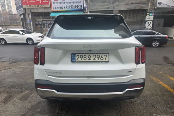 2024 Kia Sorento с пробегом 22 878 км