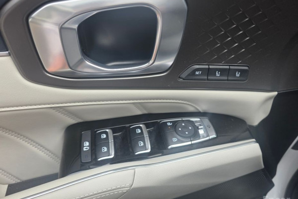 2024 Kia Sorento с пробегом 22 878 км