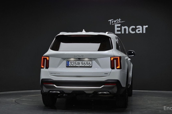 2024 Kia Sorento с пробегом 19 398 км