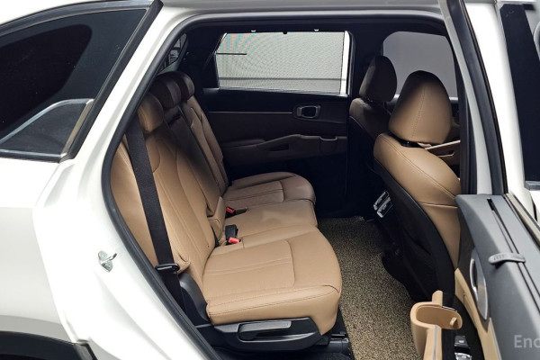 2024 Kia Sorento с пробегом 19 398 км