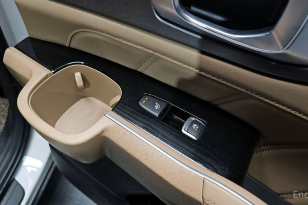 2024 Kia Sorento с пробегом 19 398 км