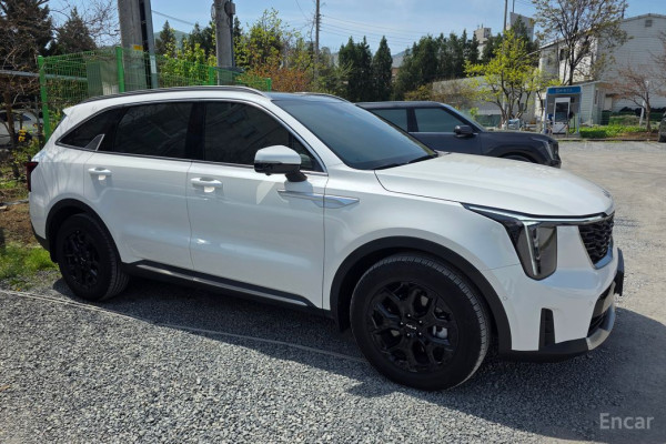 2024 Kia Sorento с пробегом 10 835 км