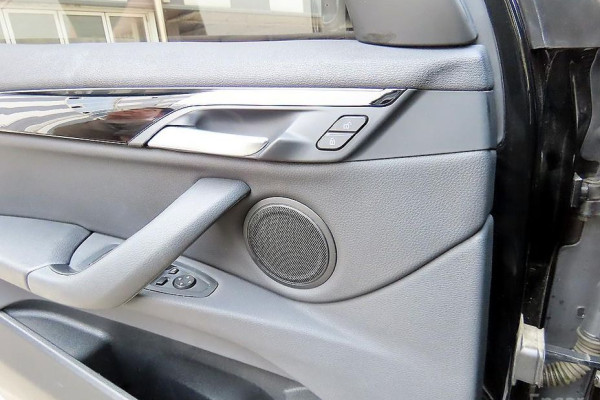 2022 BMW X1 с пробегом 73 292 км