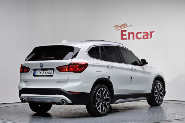 2022 BMW X1 с пробегом 40 216 км