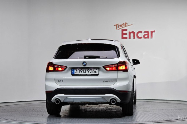 2022 BMW X1 с пробегом 40 216 км