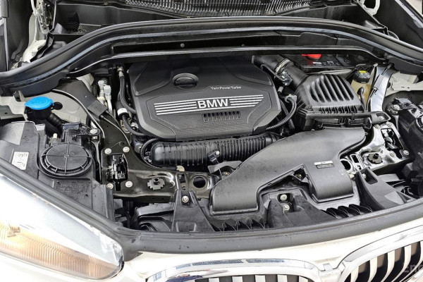 2022 BMW X1 с пробегом 40 216 км