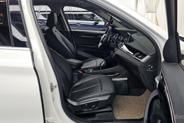 2022 BMW X1 с пробегом 40 216 км