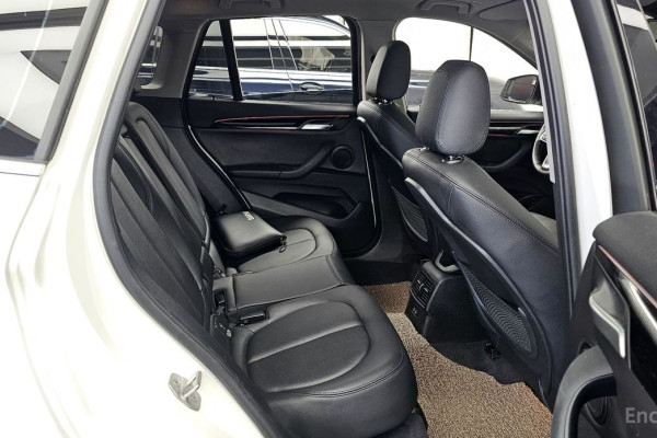 2022 BMW X1 с пробегом 40 216 км