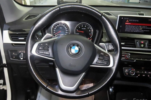 2022 BMW X1 с пробегом 67 231 км