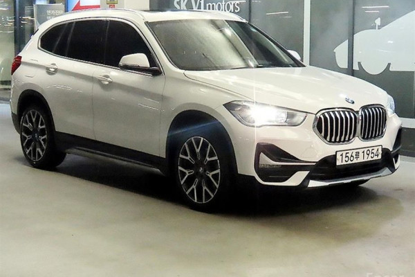 2022 BMW X1 с пробегом 67 231 км