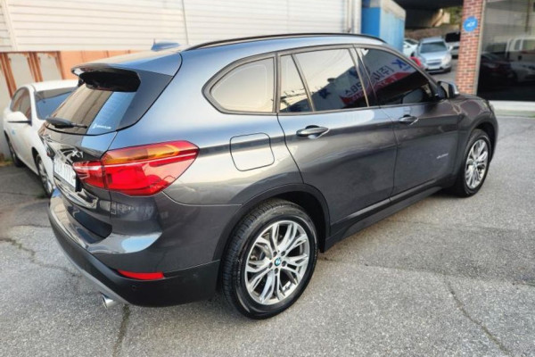 2018 BMW X1 с пробегом 98 500 км