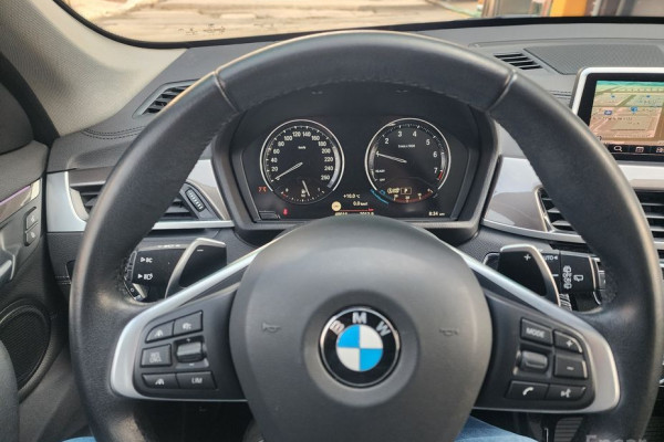 2021 BMW X1 с пробегом 49 015 км