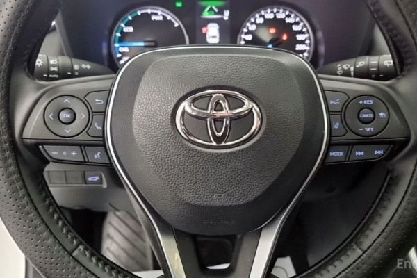 2022 Toyota RAV4 с пробегом 25 605 км