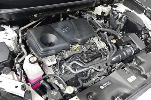 2021 Toyota RAV4 с пробегом 38 114 км