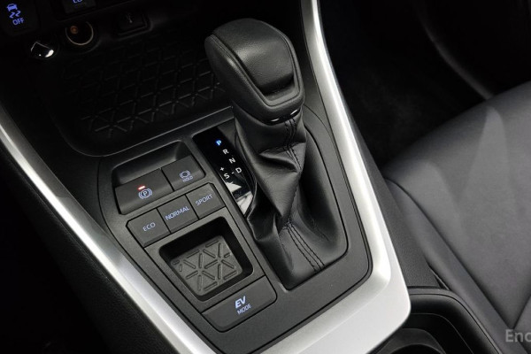 2021 Toyota RAV4 с пробегом 38 114 км