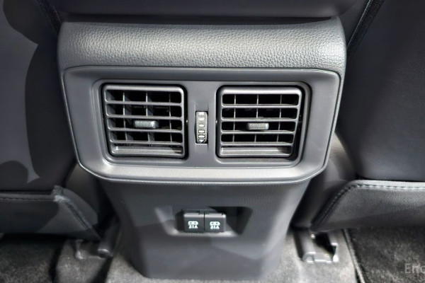 2021 Toyota RAV4 с пробегом 38 114 км