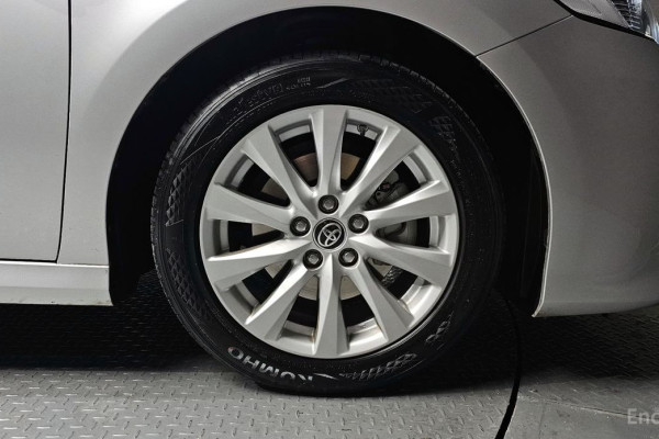 2021 Toyota Camry с пробегом 55 634 км