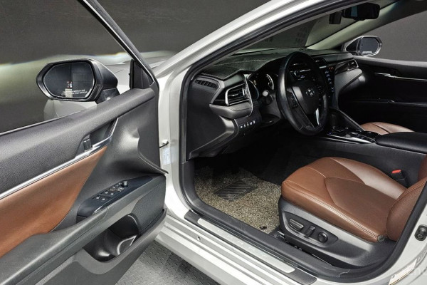 2021 Toyota Camry с пробегом 55 634 км