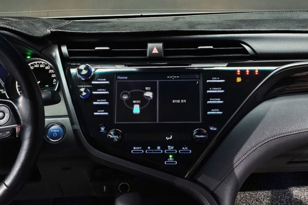 2021 Toyota Camry с пробегом 55 634 км