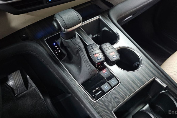 2023 Toyota Sienna с пробегом 12 710 км