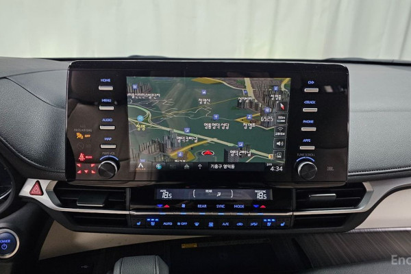 2023 Toyota Sienna с пробегом 12 710 км