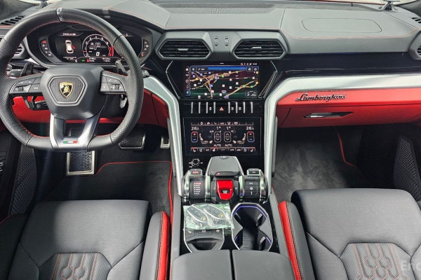 2024 Lamborghini Urus с пробегом 4 748 км