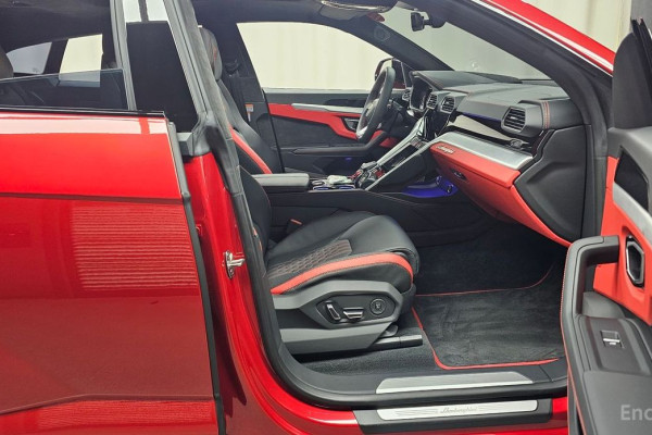 2024 Lamborghini Urus с пробегом 4 748 км