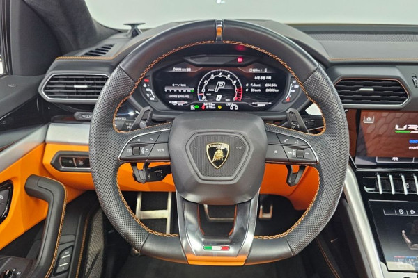 2022 Lamborghini Urus с пробегом 30 733 км