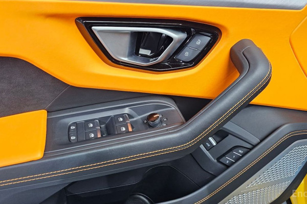 2022 Lamborghini Urus с пробегом 30 733 км