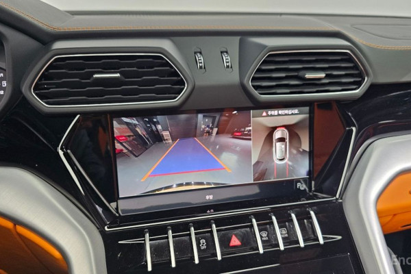 2022 Lamborghini Urus с пробегом 30 733 км