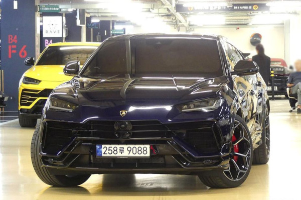 2023 Lamborghini Urus с пробегом 6 699 км