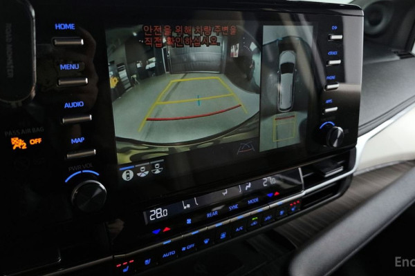 2023 Toyota Sienna с пробегом 81 160 км