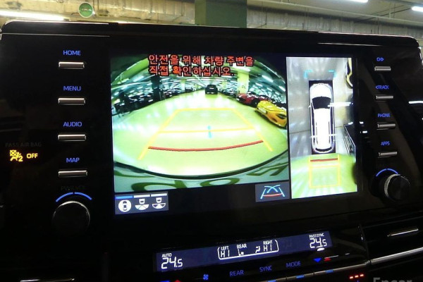 2023 Toyota Sienna с пробегом 30 331 км