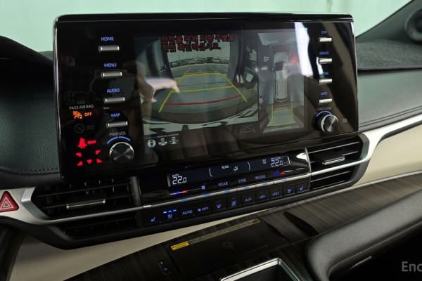 2022 Toyota Sienna с пробегом 74 030 км