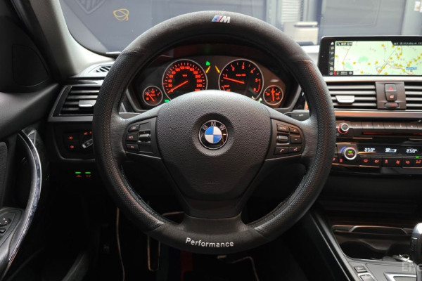 2018 BMW 3 серии с пробегом 101 496 км