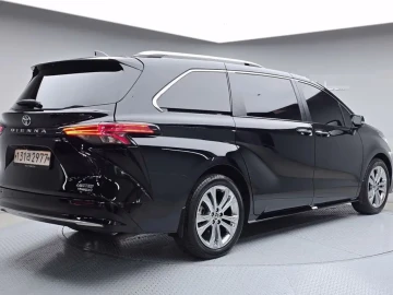 2022 Toyota Sienna с пробегом 71 177 км