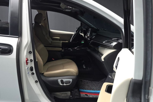 2022 Toyota Sienna с пробегом 103 535 км