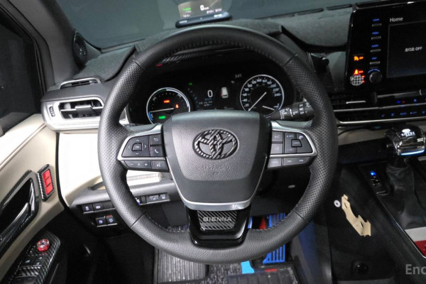 2022 Toyota Sienna с пробегом 103 535 км