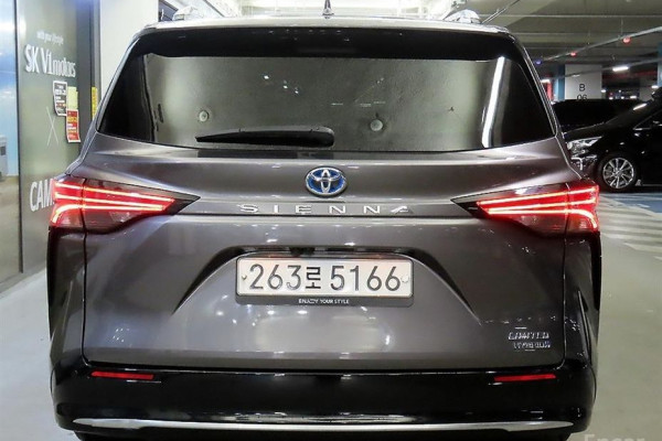 2021 Toyota Sienna с пробегом 101 199 км