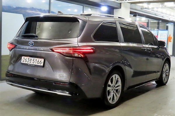 2021 Toyota Sienna с пробегом 101 199 км