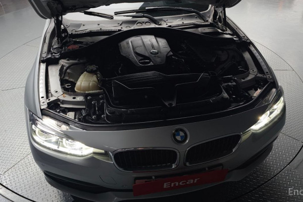 2015 BMW 3 серии с пробегом 121 942 км