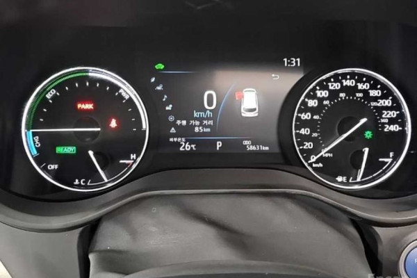 2023 Toyota Sienna с пробегом 58 624 км