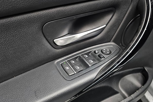 2015 BMW 3 серии с пробегом 121 942 км