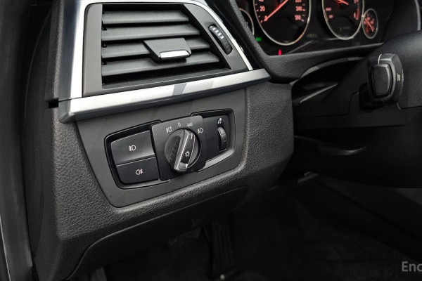 2015 BMW 3 серии с пробегом 121 942 км