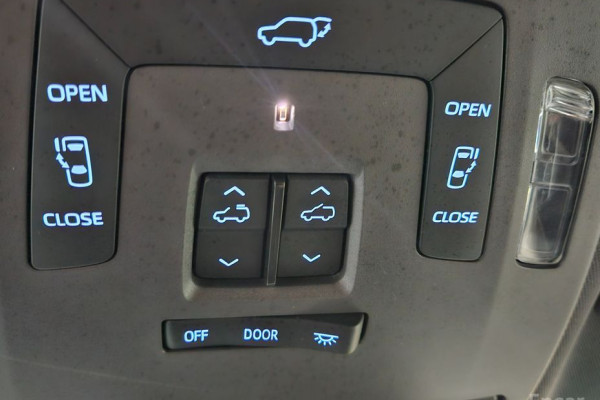 2021 Toyota Sienna с пробегом 96 198 км