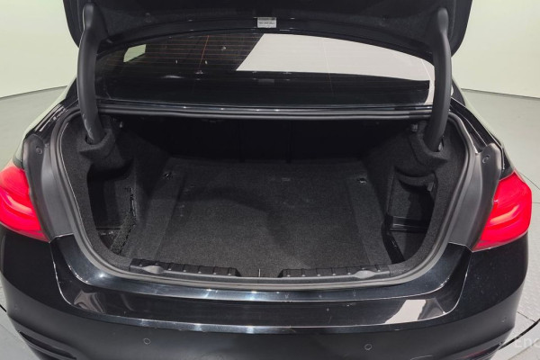 2017 BMW 3 серии с пробегом 87 076 км