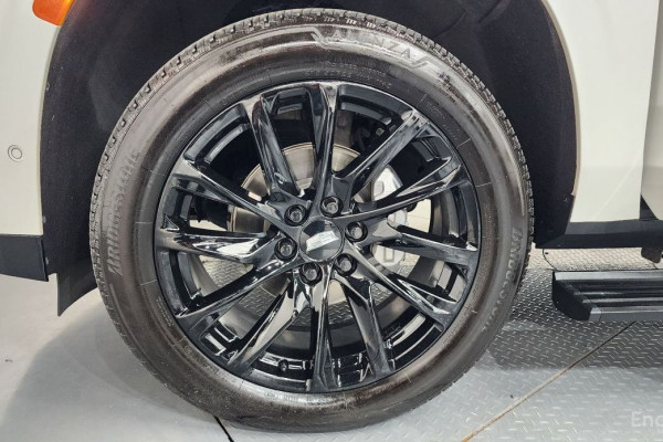 2021 Cadillac Escalade с пробегом 41 175 км