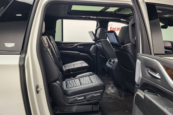 2021 Cadillac Escalade с пробегом 41 175 км