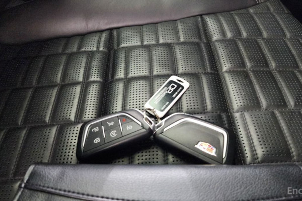 2021 Cadillac Escalade с пробегом 41 175 км